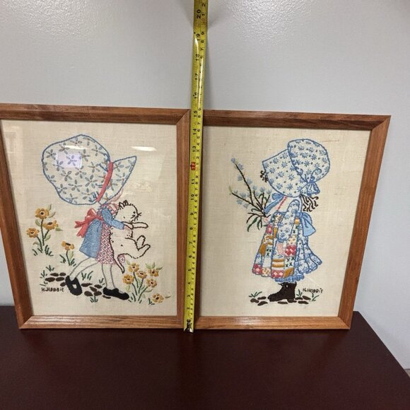 Pair of Vintage Framed Holly Hobbie Needlepoint Handmade Wall Decor Hugging Cat - Picture 7 of 13